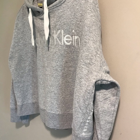 EUC Calvin Klein Performance Cropped Logo Hoodie - Picture 3 of 13